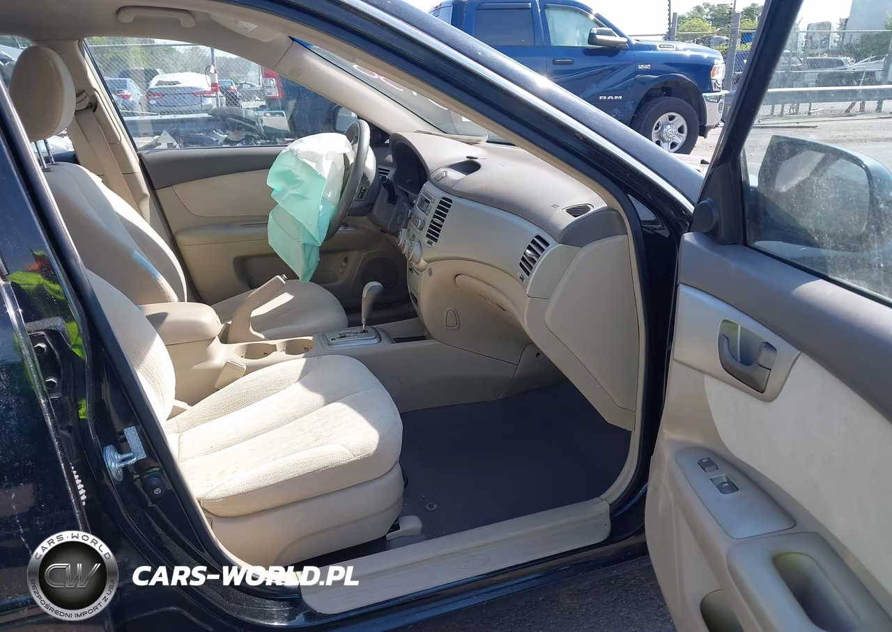 2008 Kia Optima Lx VIN:KNAGE123685235138 - 5