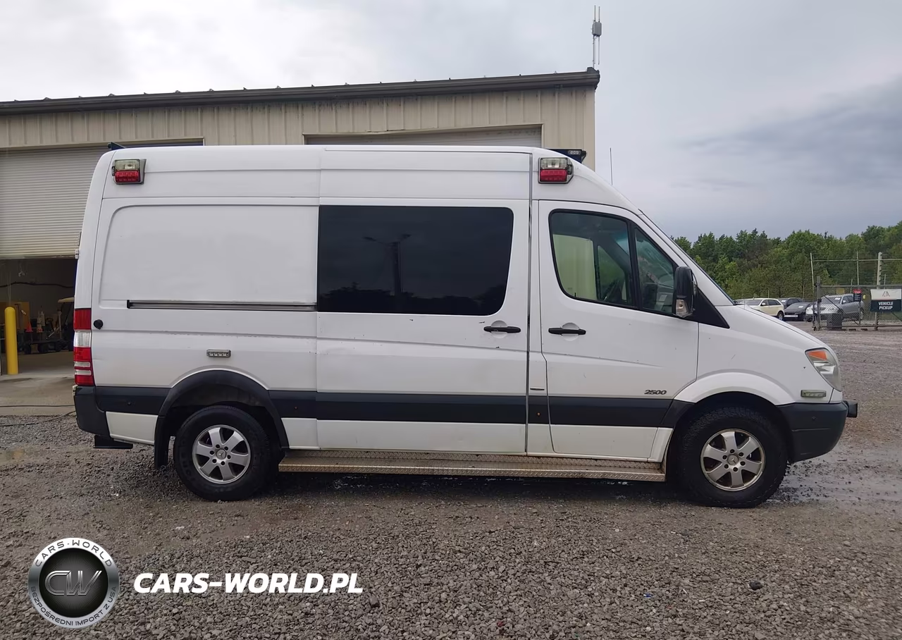 2013 Mercedes-Benz Sprinter 2500 Normal Roof VIN:WD3PE7CD0D5758818 - 13