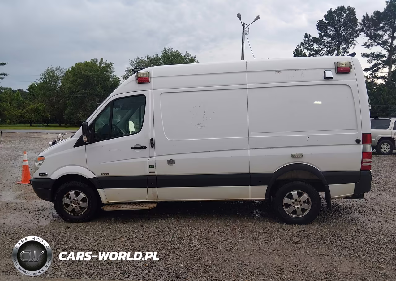 2013 Mercedes-Benz Sprinter 2500 Normal Roof VIN:WD3PE7CD0D5758818 - 14
