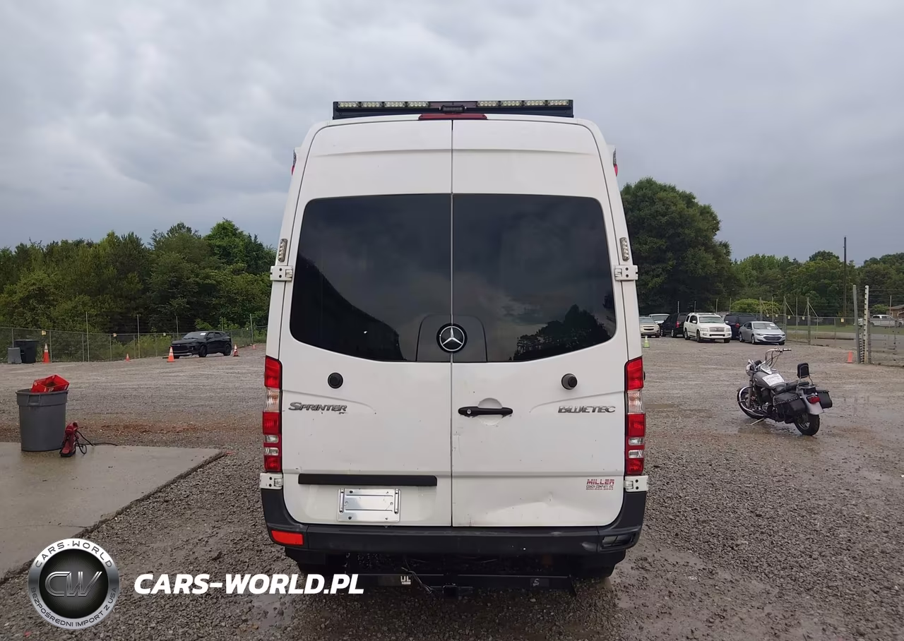 2013 Mercedes-Benz Sprinter 2500 Normal Roof VIN:WD3PE7CD0D5758818 - 16