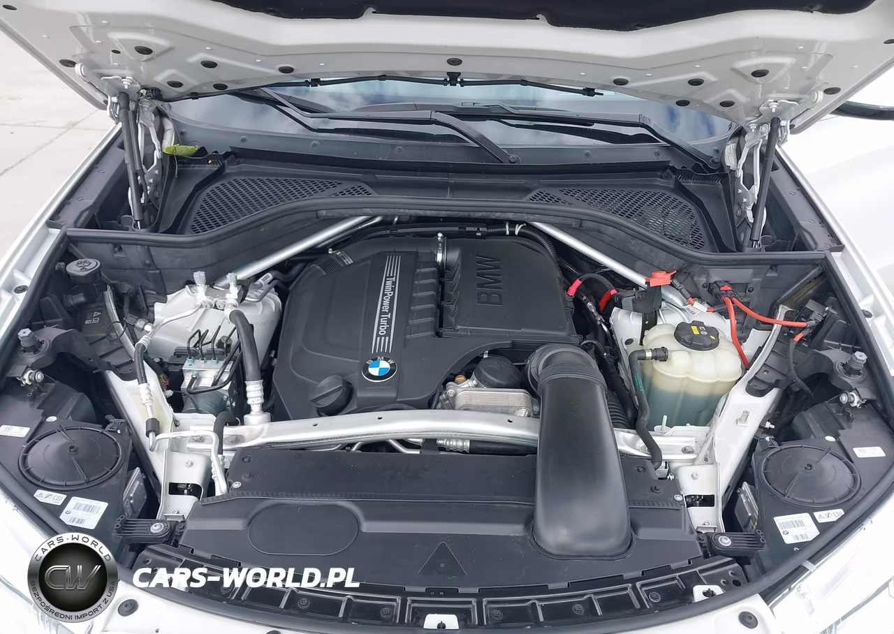 2018 BMW X5 xDrive35I VIN:5UXKR0C55J0X99070 - 10
