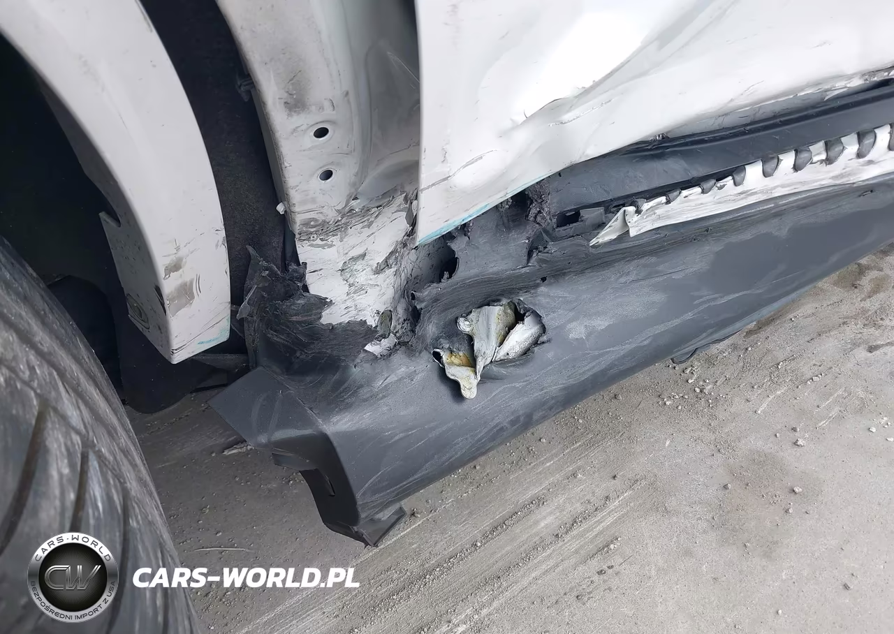2018 BMW X5 xDrive35I VIN:5UXKR0C55J0X99070 - 19
