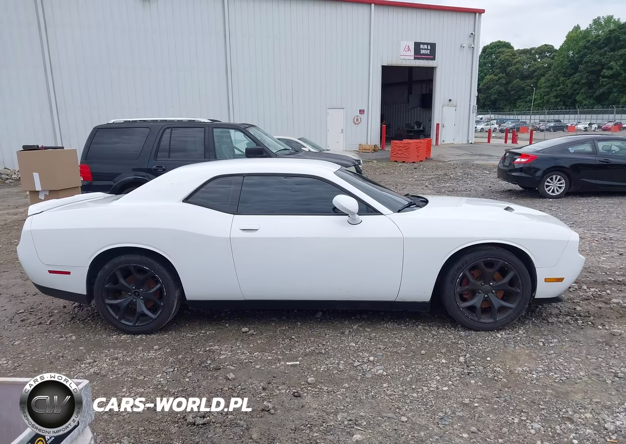 2015 Dodge Challenger Sxt Plus VIN:2C3CDZBG7FH913721 - 13