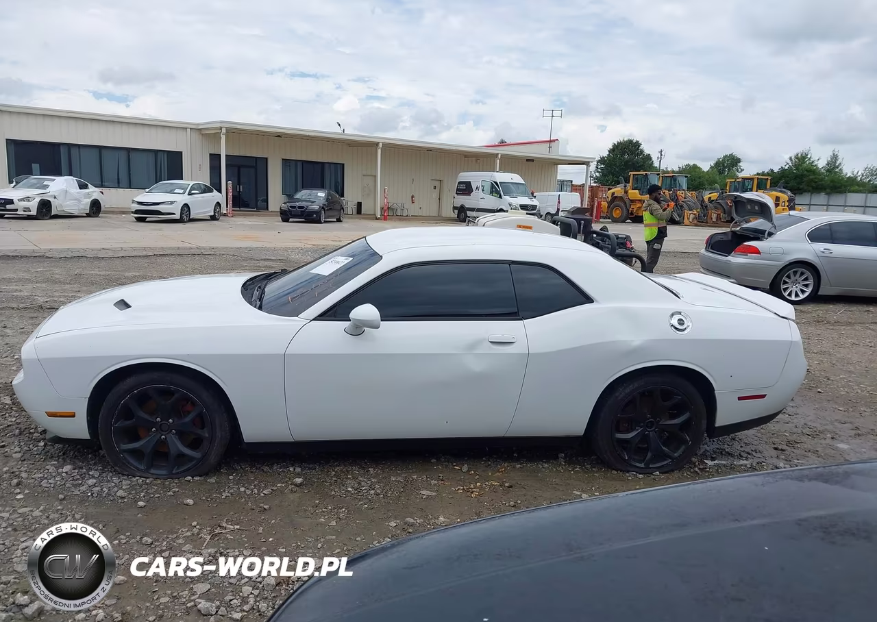 2015 Dodge Challenger Sxt Plus VIN:2C3CDZBG7FH913721 - 14