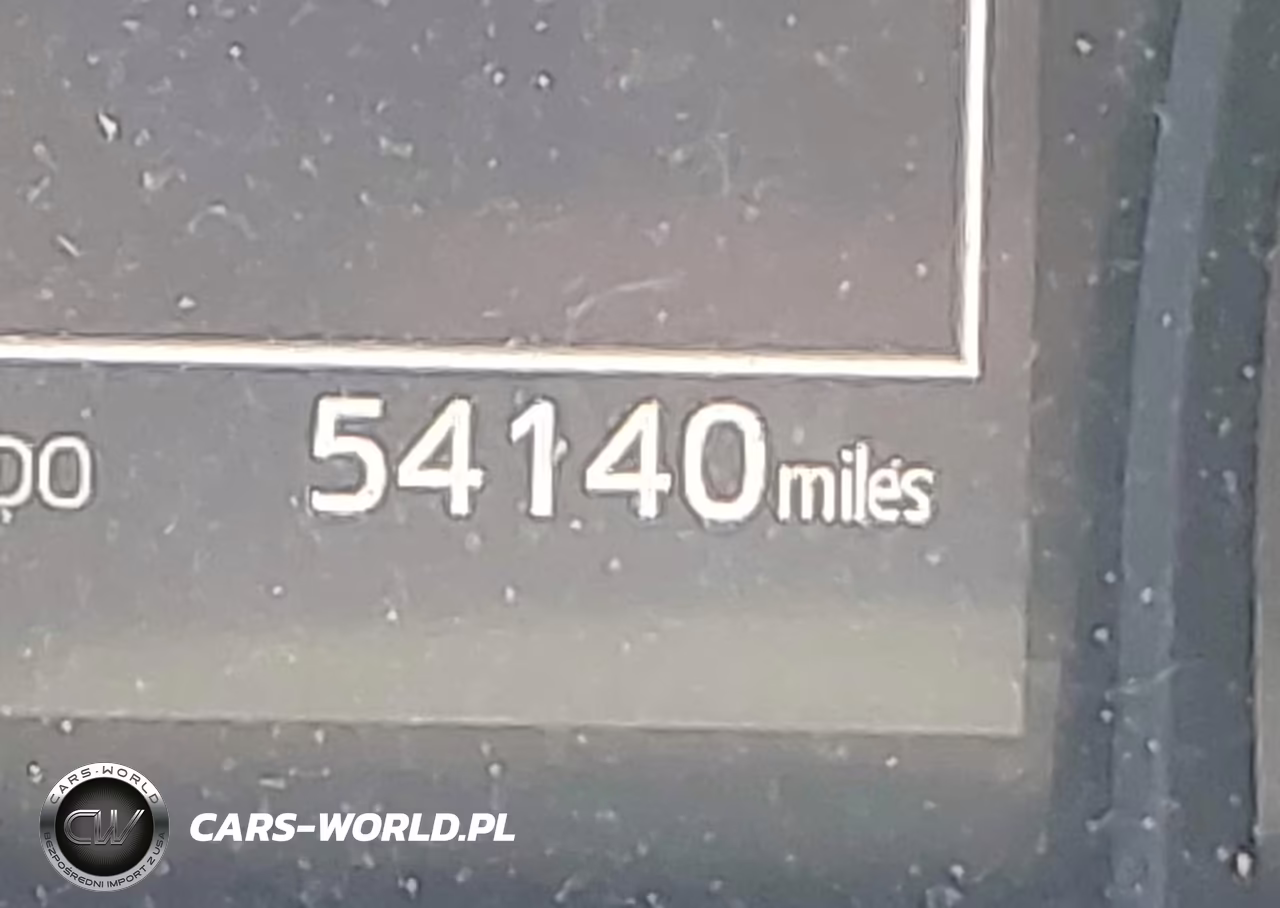 2018 Toyota Camry Le VIN:4T1B11HK2JU624339 - 15