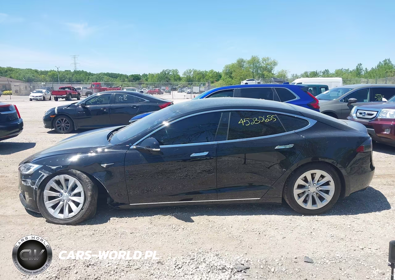 2018 Tesla Model S 100D-75D-P100D VIN:5YJSA1E2XJF252489 - 14