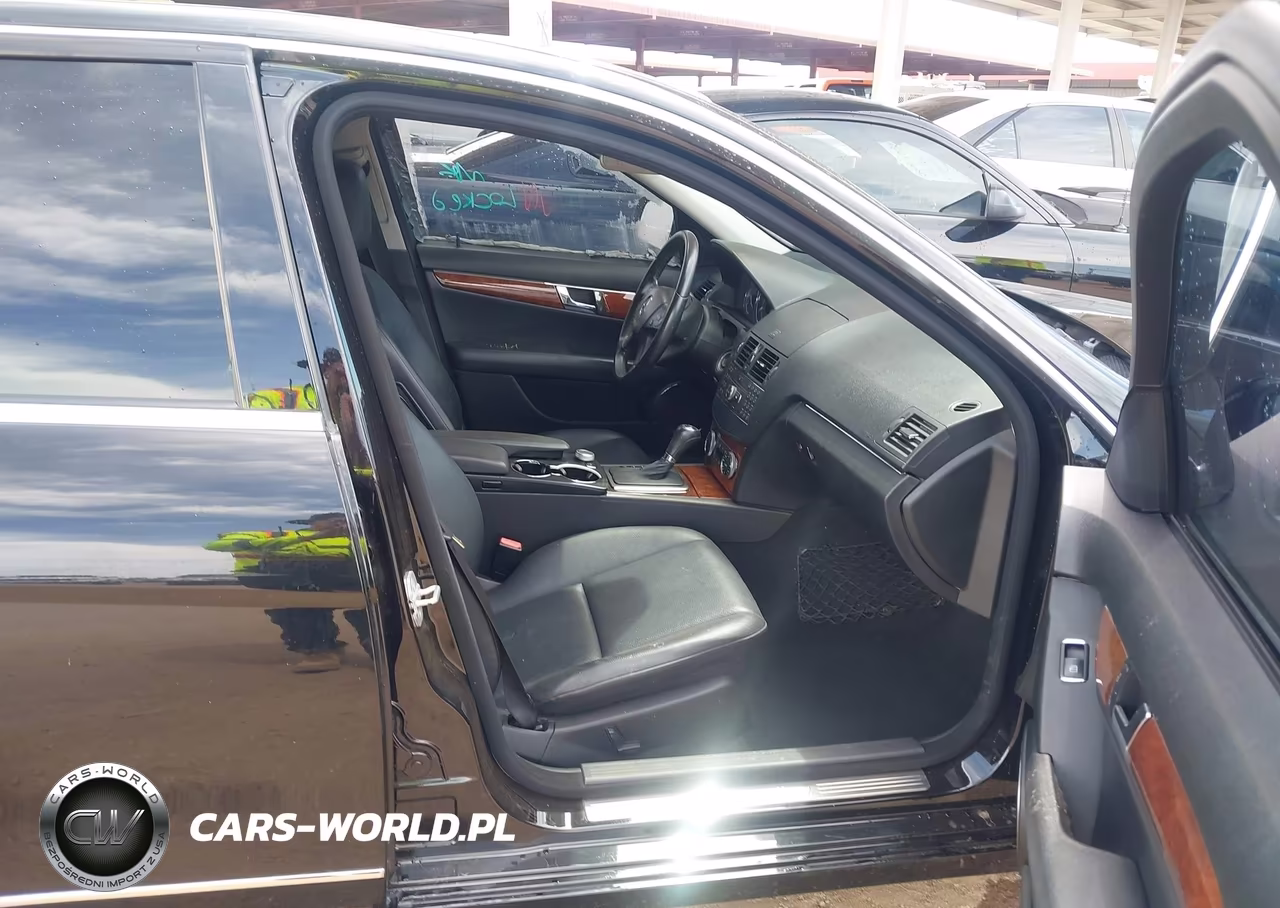 2008 Mercedes-Benz C 300 Luxury-Sport VIN:WDDGF54X18F081705 - 5