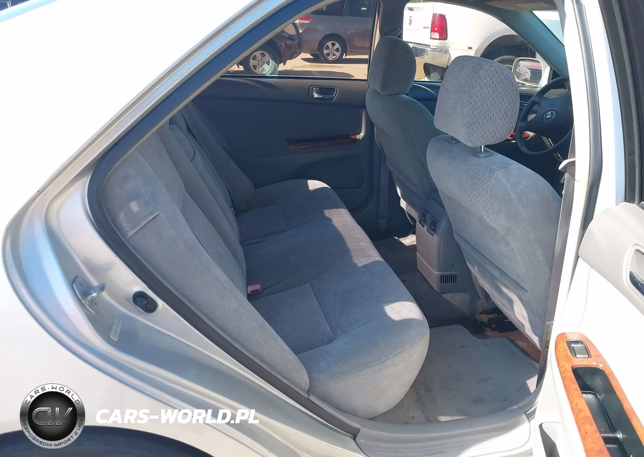2003 Toyota Camry Xle VIN:4T1BE32K23U757713 - 8