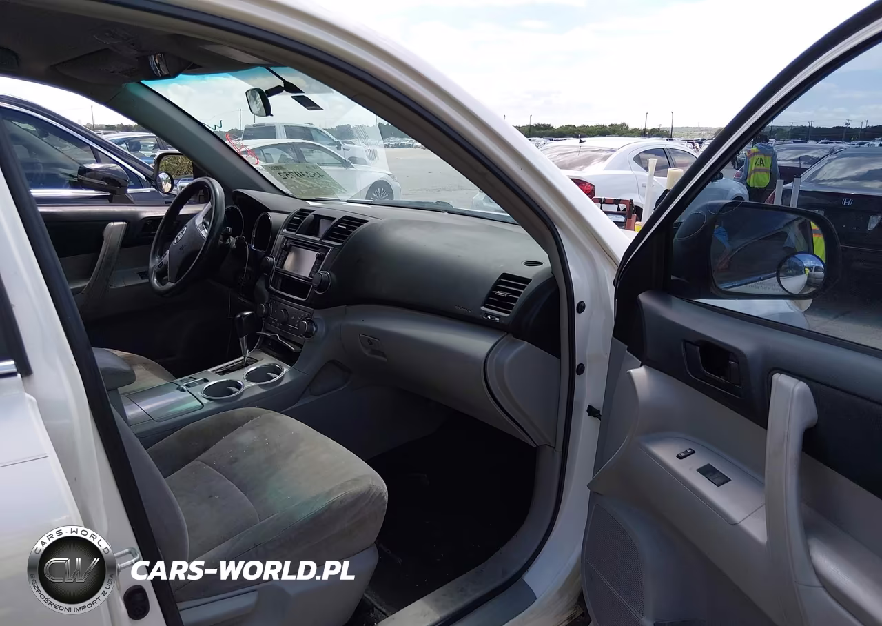 2013 Toyota Highlander VIN:5TDZA3EH7DS045458 - 5