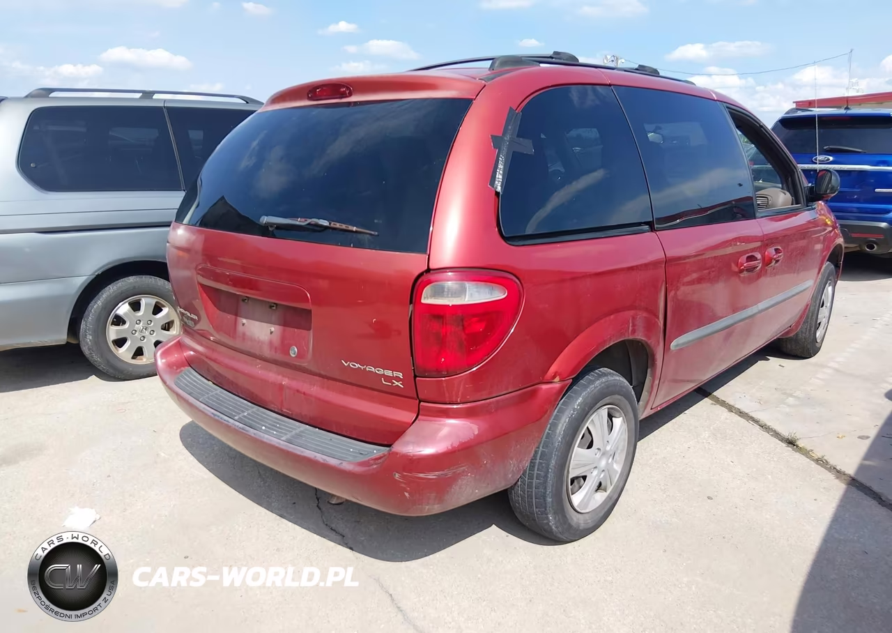 2003 Chrysler Voyager Lx VIN:1C4GJ45363B121162 - 4