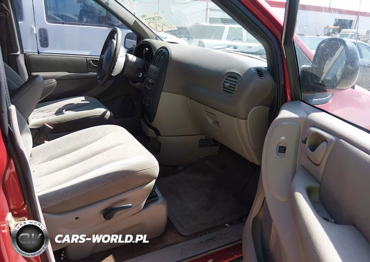 2003 Chrysler Voyager Lx VIN:1C4GJ45363B121162 - 5