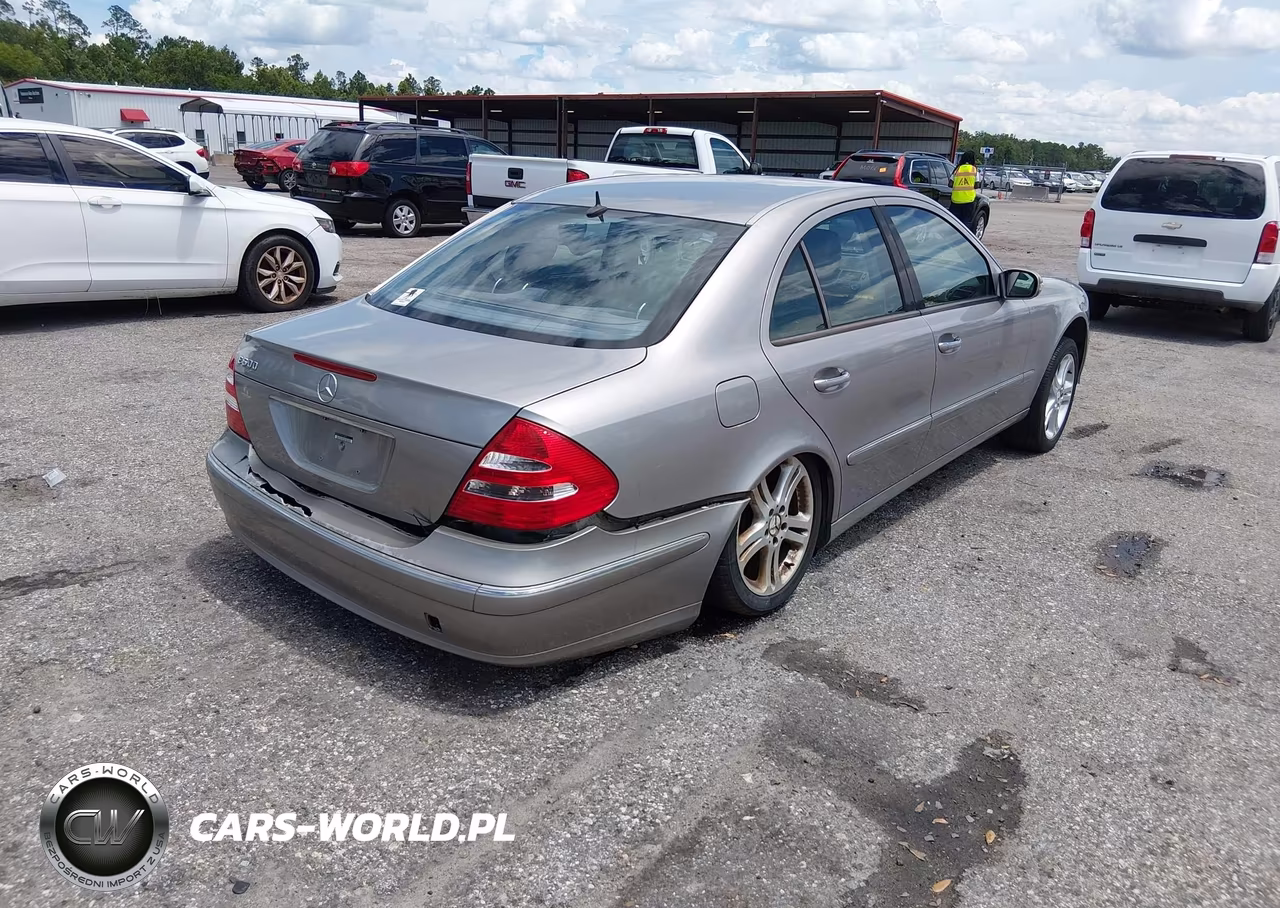 2005 Mercedes-Benz E 500 VIN:WDBUF70J75A766423 - 4