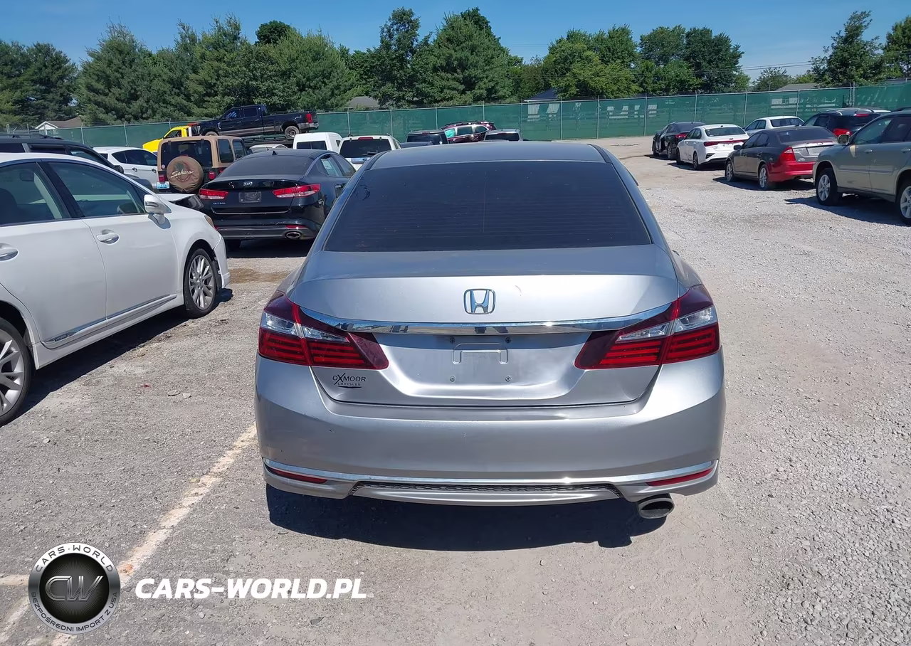 2017 Honda Accord Lx VIN:1HGCR2F31HA218665 - 17