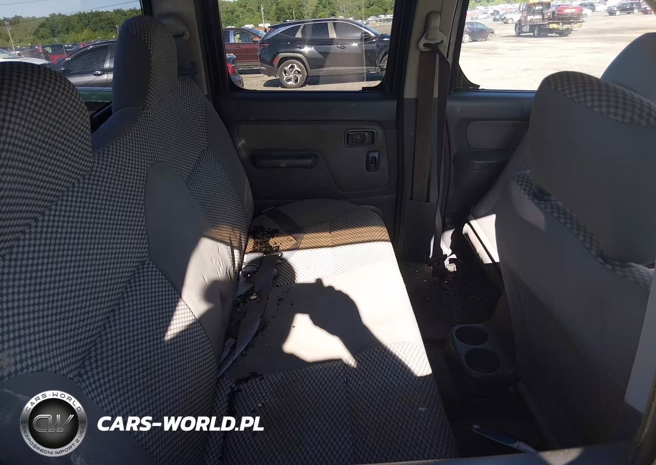2001 Nissan Frontier Se-V6 VIN:1N6ED27T41C324121 - 8