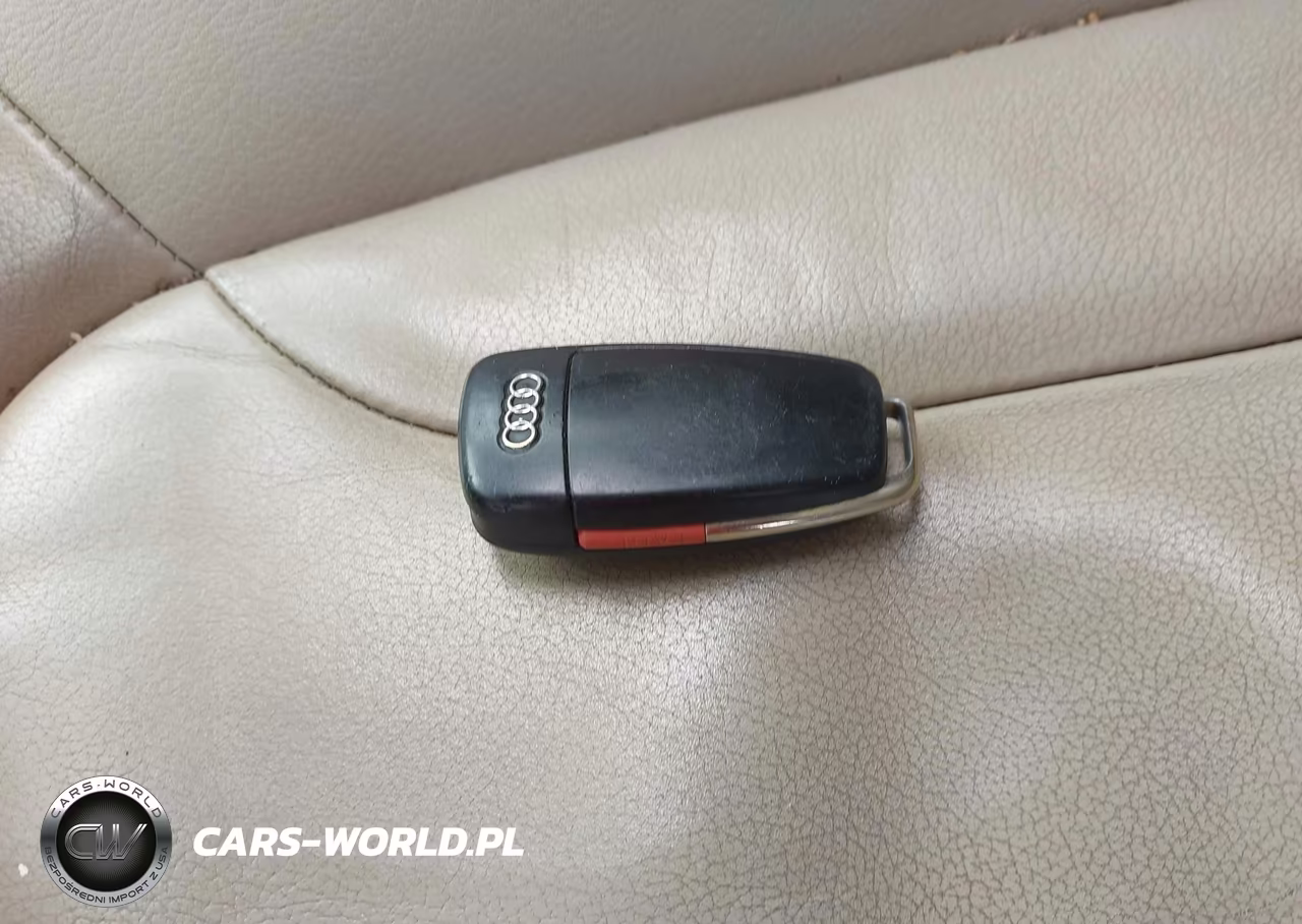 2012 Audi Q7 3.0T Premium VIN:WA1LGAFEXCD000743 - 11