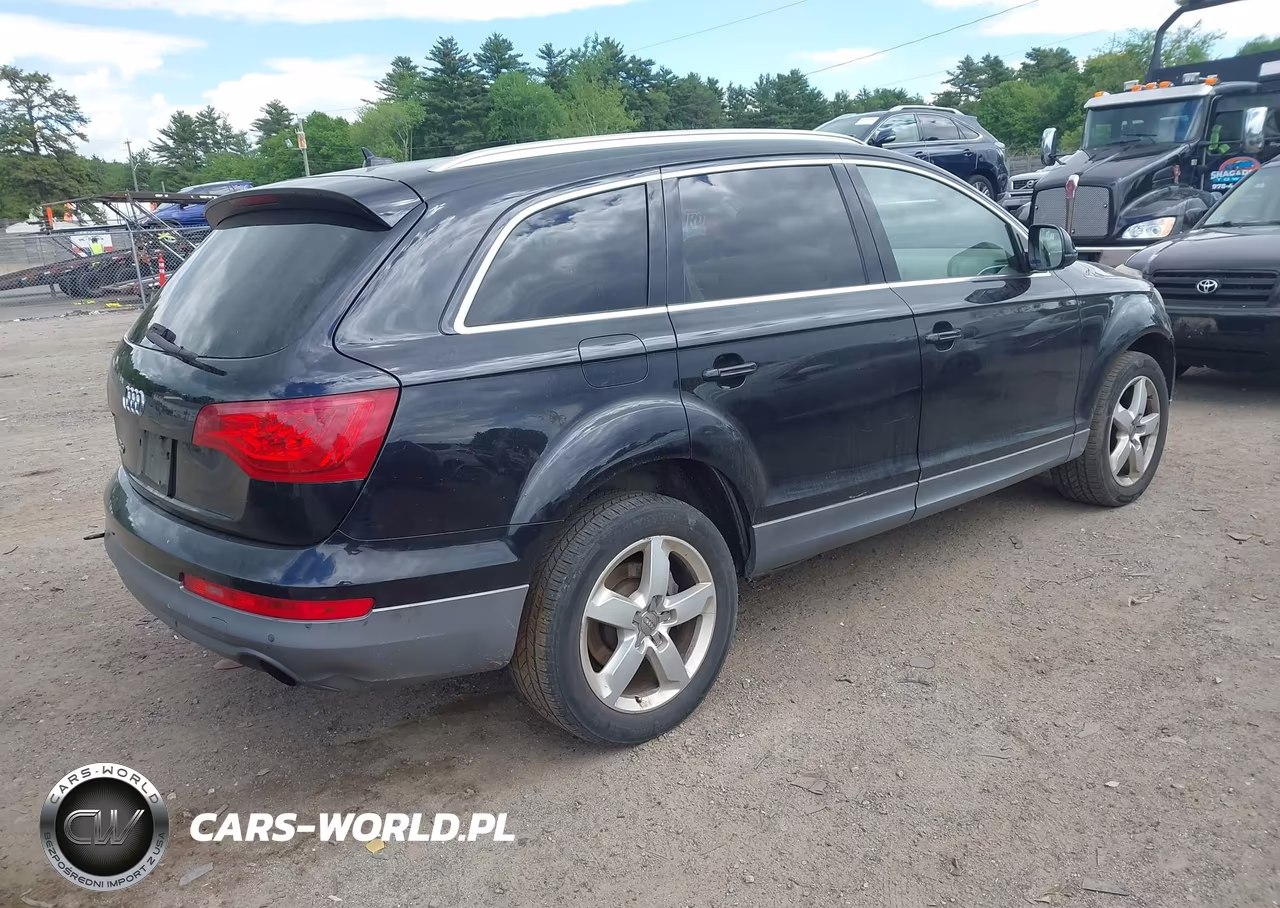2012 Audi Q7 3.0T Premium VIN:WA1LGAFEXCD000743 - 4