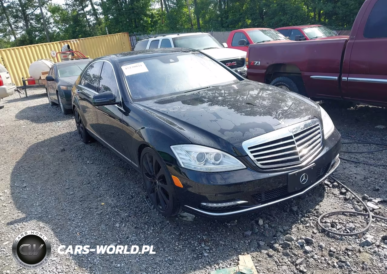 2011 Mercedes-Benz S 550