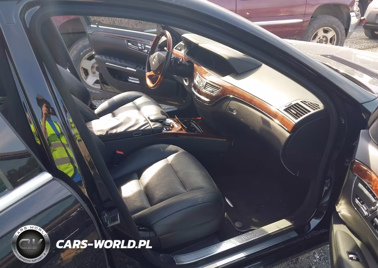 2011 Mercedes-Benz S 550 VIN:WDDNG7BB9BA416446 - 5
