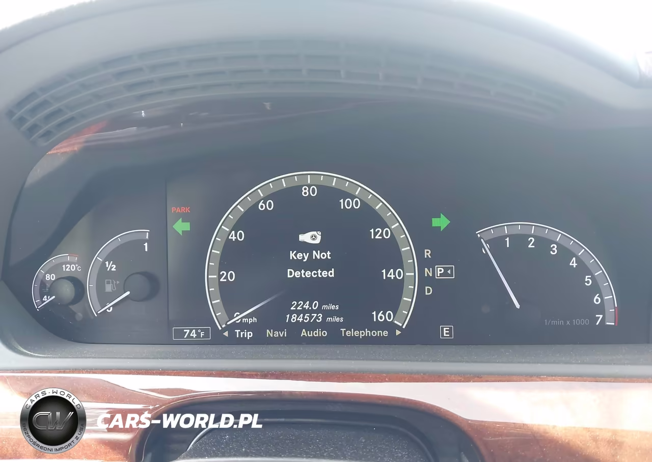 2011 Mercedes-Benz S 550 VIN:WDDNG7BB9BA416446 - 7