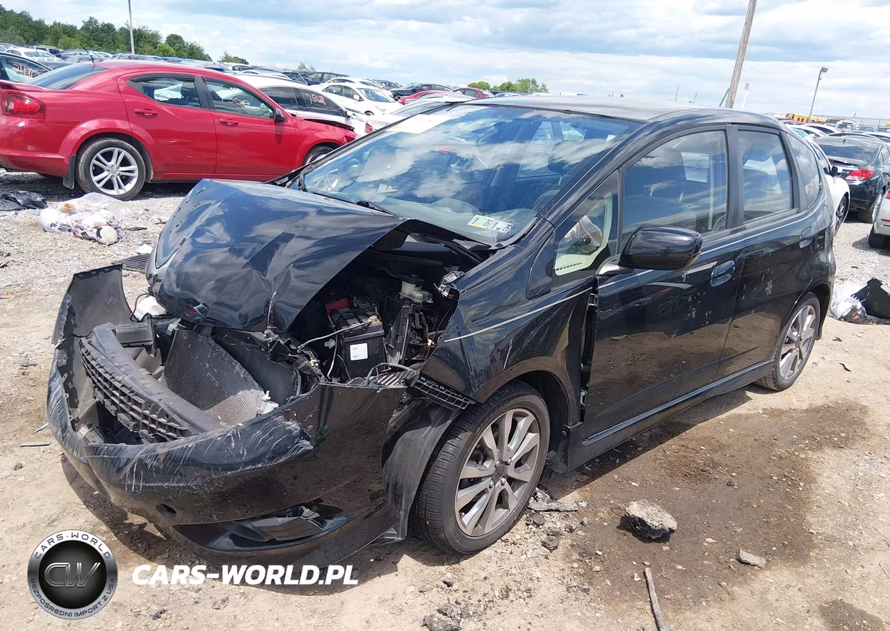 2013 Honda Fit Sport VIN:JHMGE8H5XDC066072 - 2