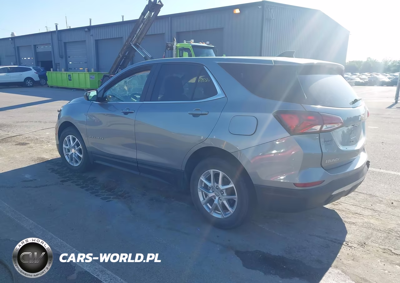 2023 Chevrolet Equinox Awd Lt VIN:3GNAXUEG9PS188718 - 3