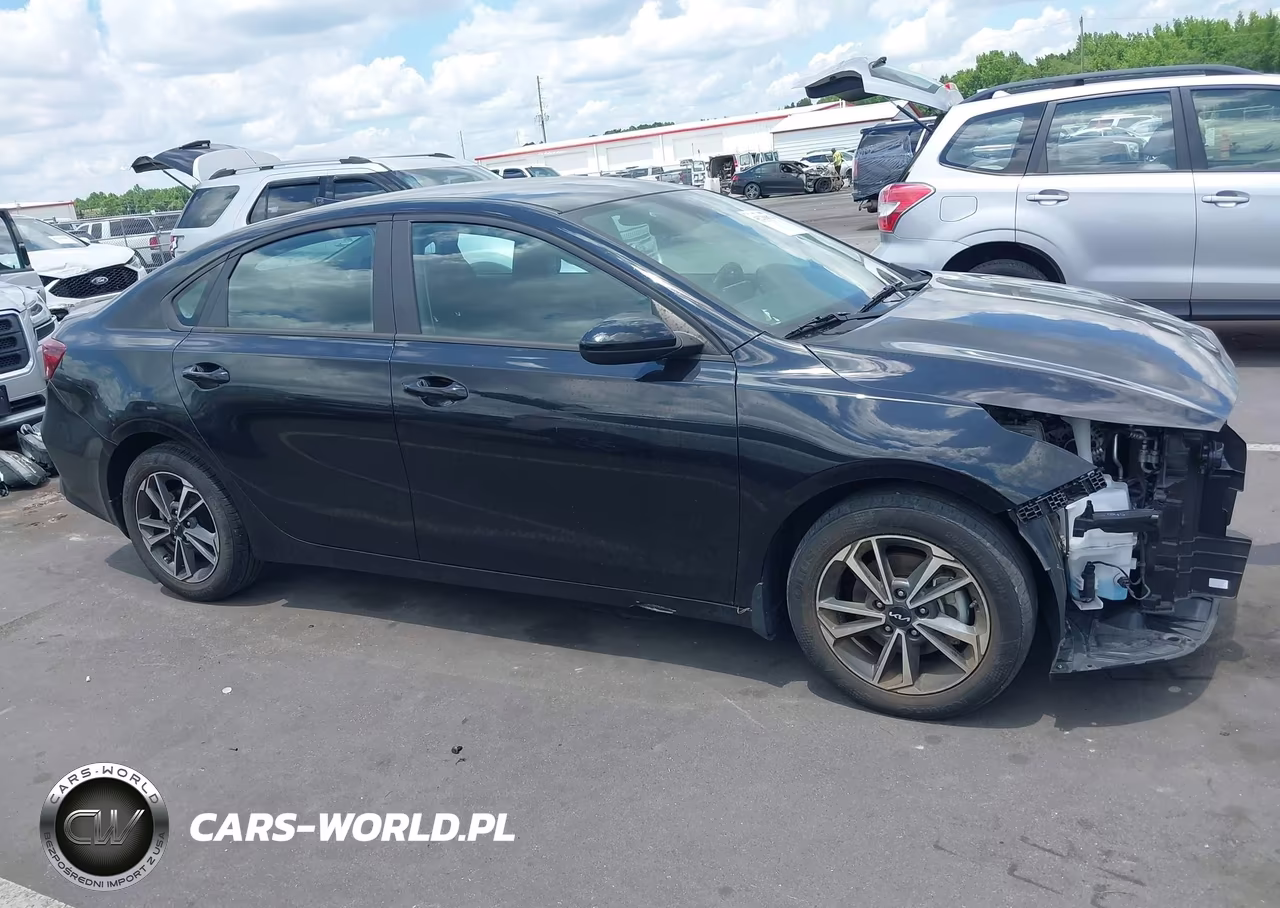 2023 Kia Forte Lxs VIN:3KPF24AD9PE688918 - 14