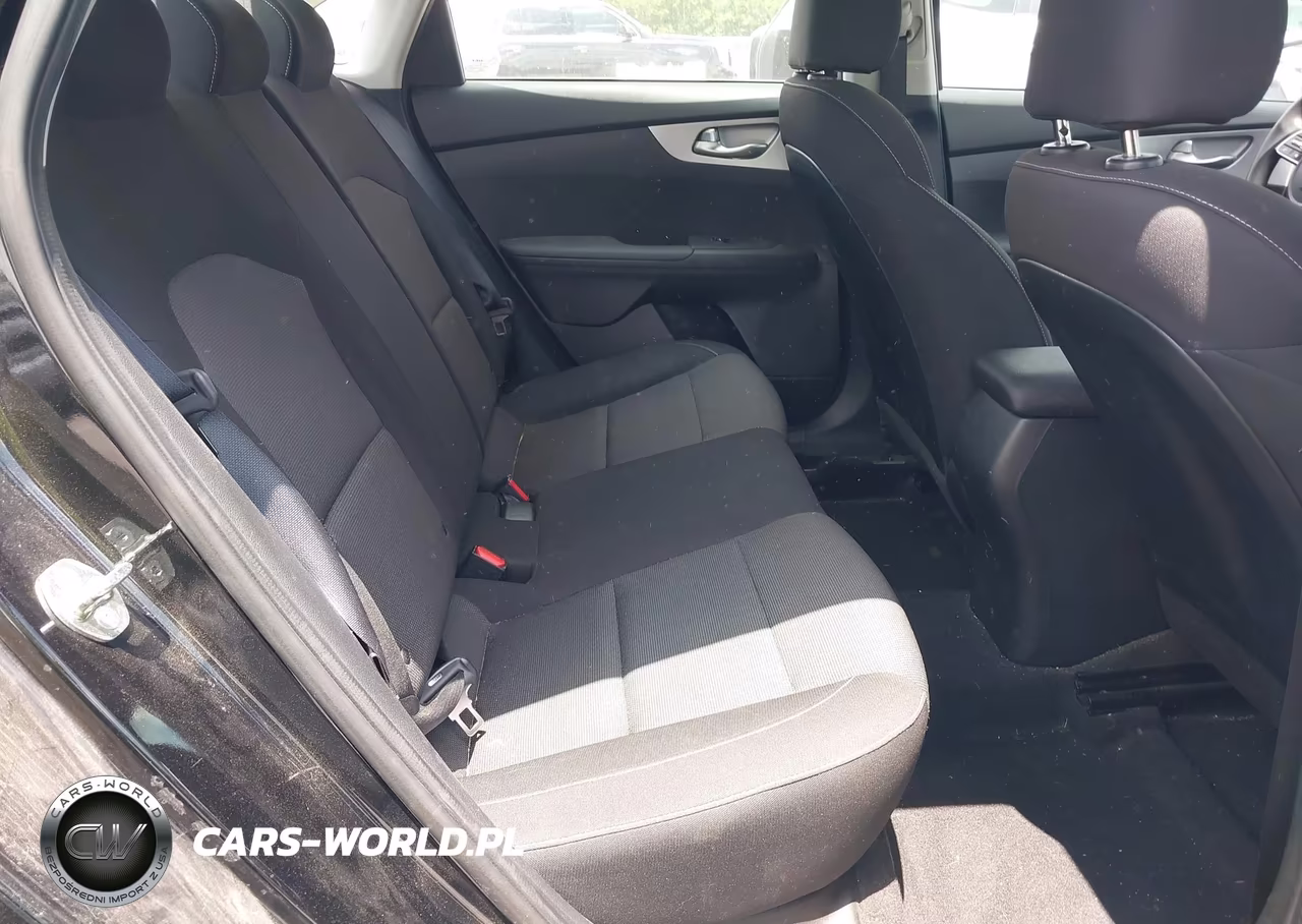2023 Kia Forte Lxs VIN:3KPF24AD9PE688918 - 8
