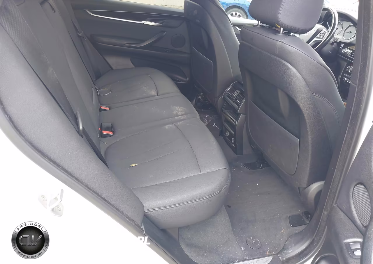2018 BMW X5 xDrive35I VIN:5UXKR0C58J0X86054 - 8