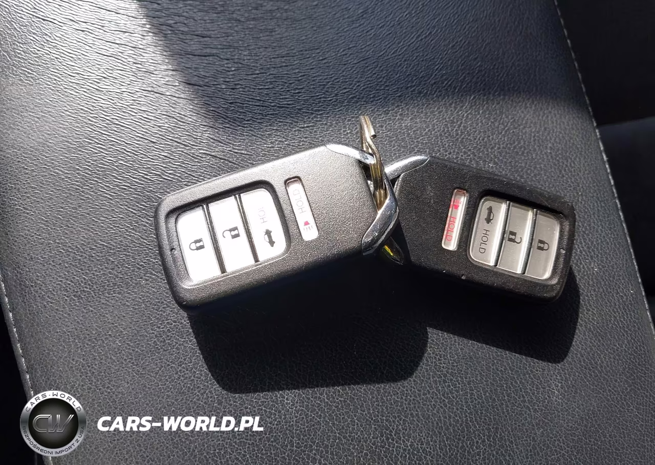2018 Honda Accord Lx VIN:1HGCV1F18JA076261 - 11
