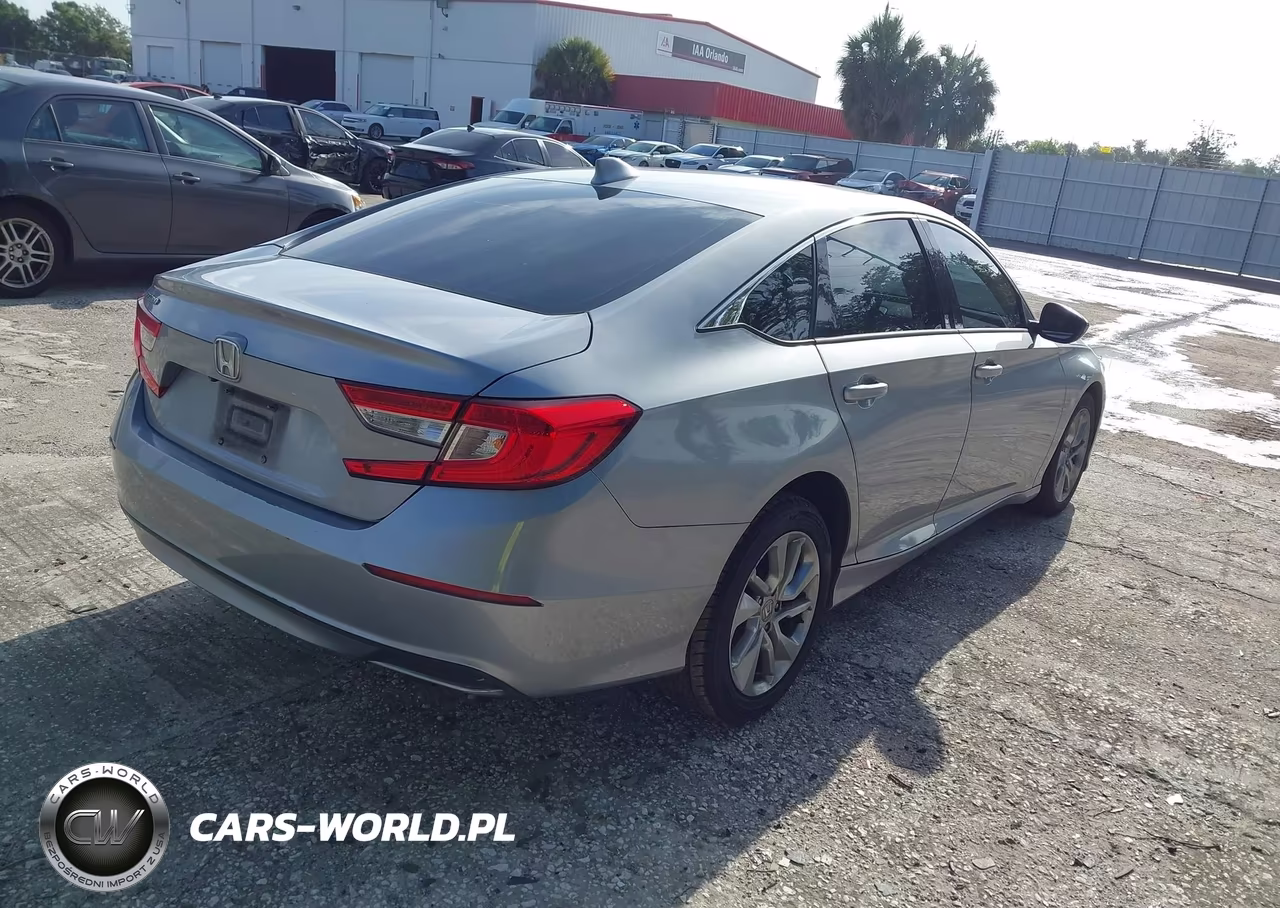 2018 Honda Accord Lx VIN:1HGCV1F18JA076261 - 4