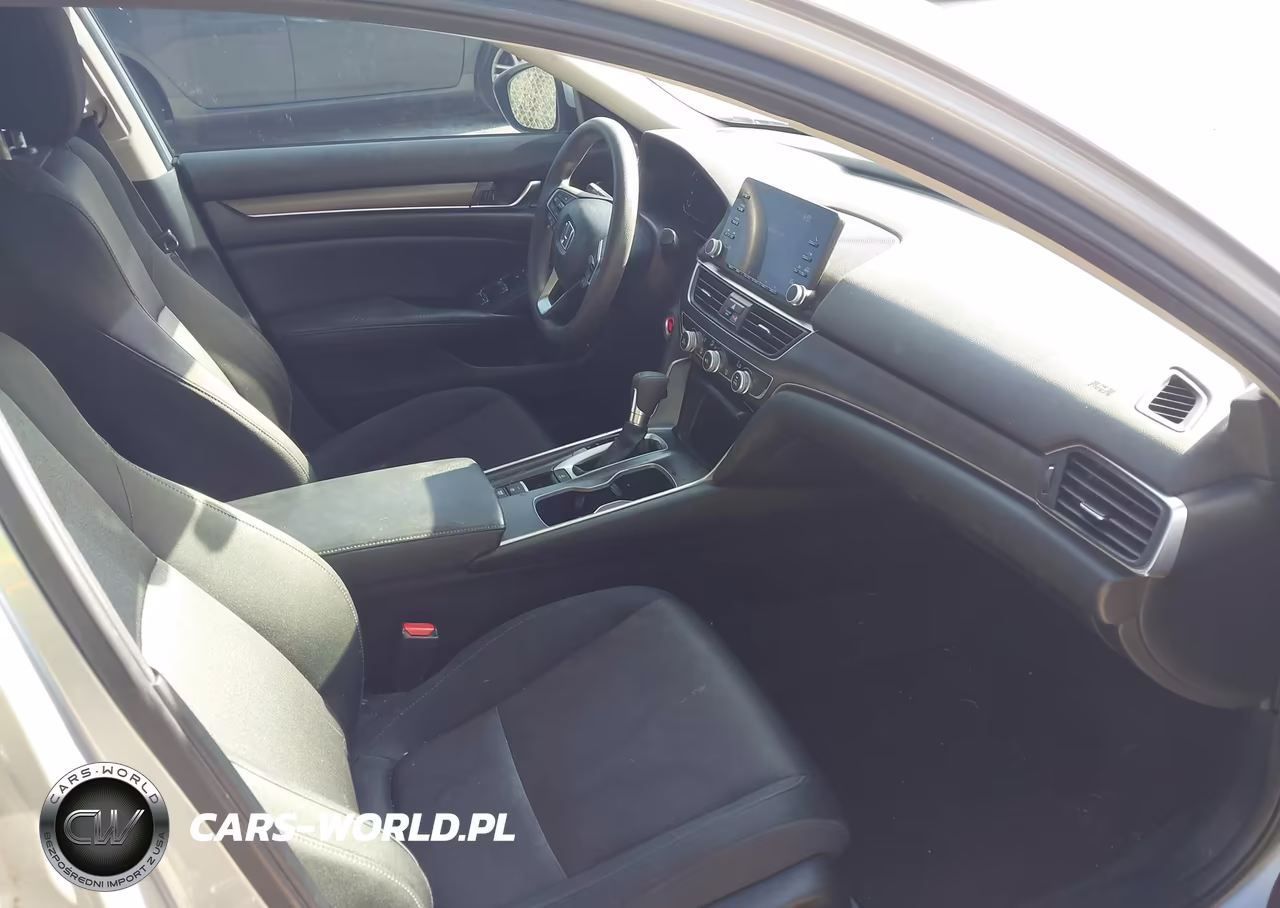 2018 Honda Accord Lx VIN:1HGCV1F18JA076261 - 5
