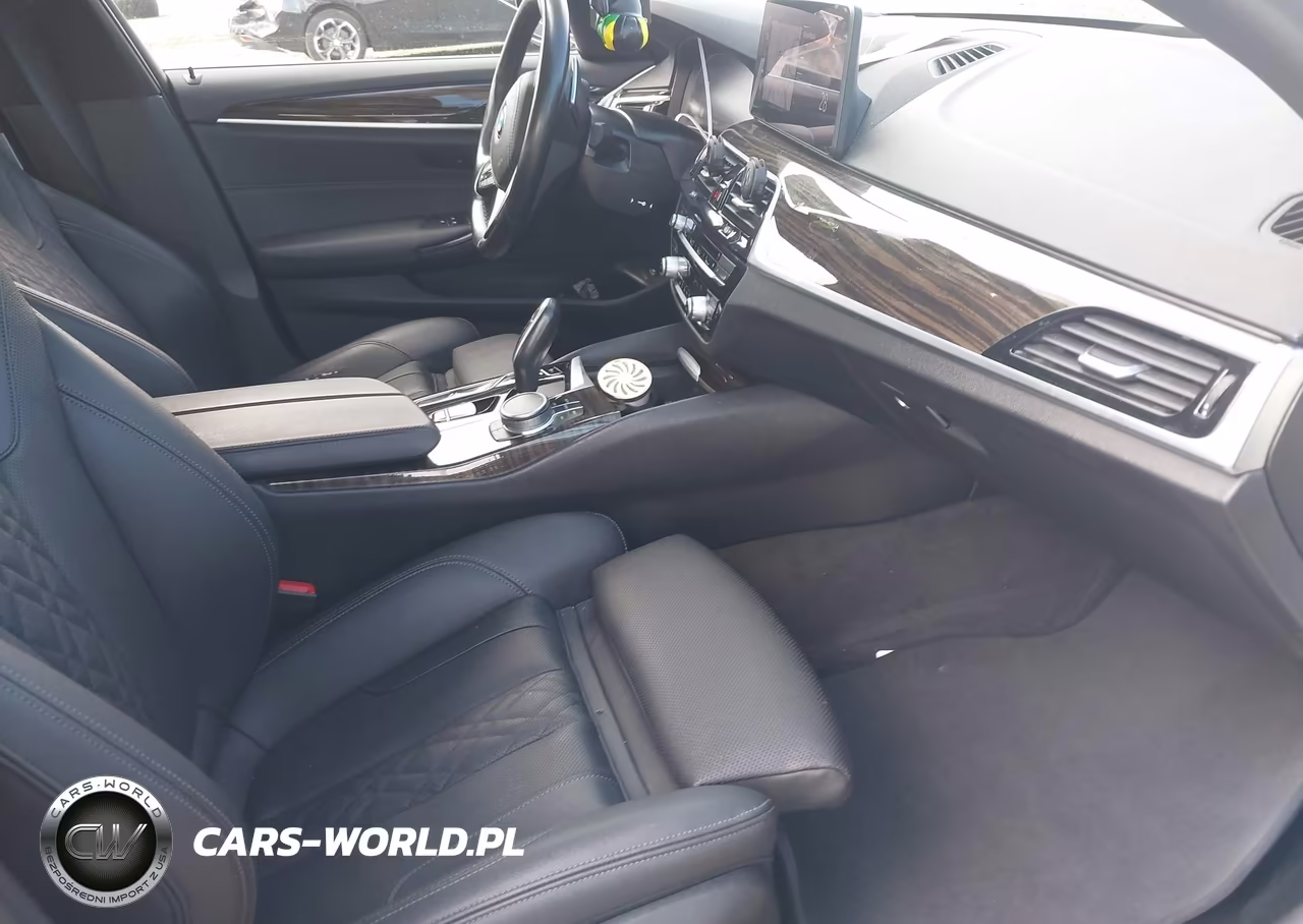 2021 BMW 530I xDrive VIN:WBA13BJ01MCF93460 - 5