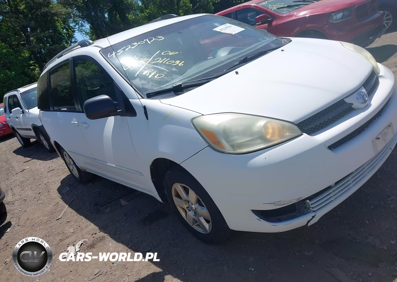 2004 Toyota Sienna Le