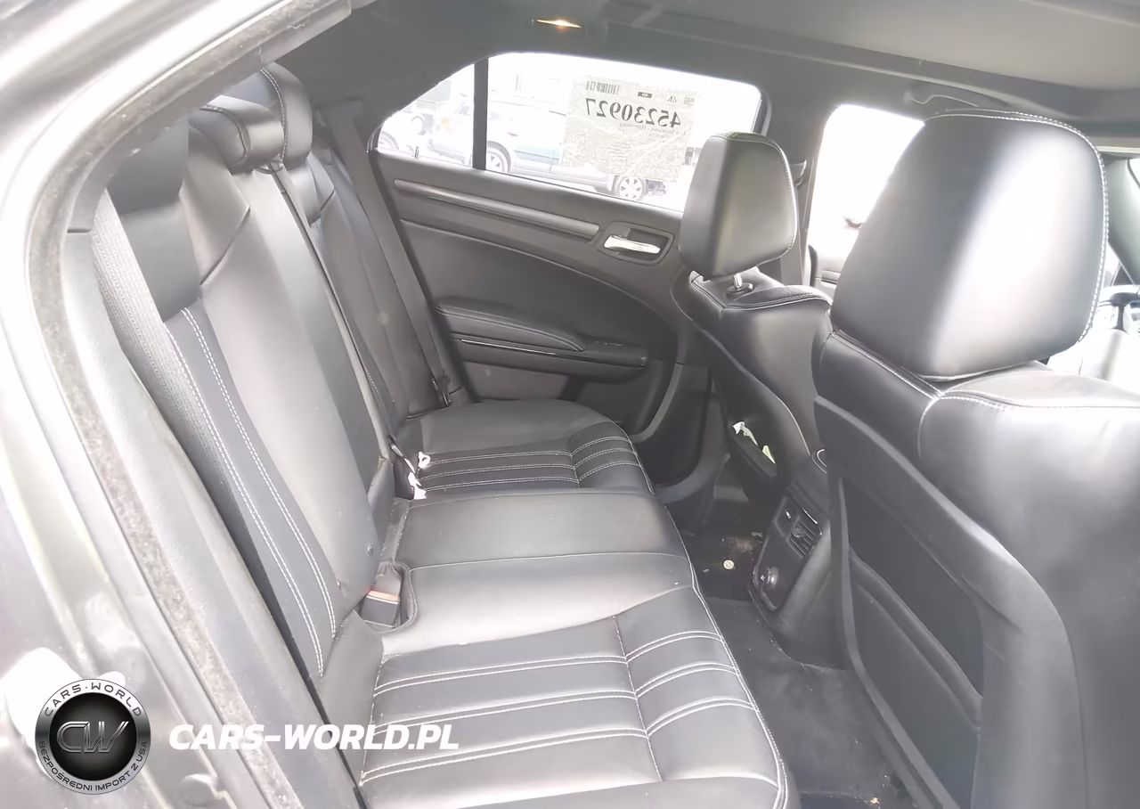 2014 Chrysler 300 300S VIN:2C3CCABG0EH280255 - 8