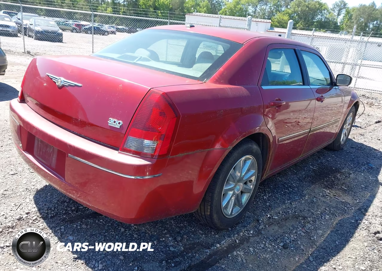 2007 Chrysler 300 Touring VIN:2C3KA53G97H869315 - 4