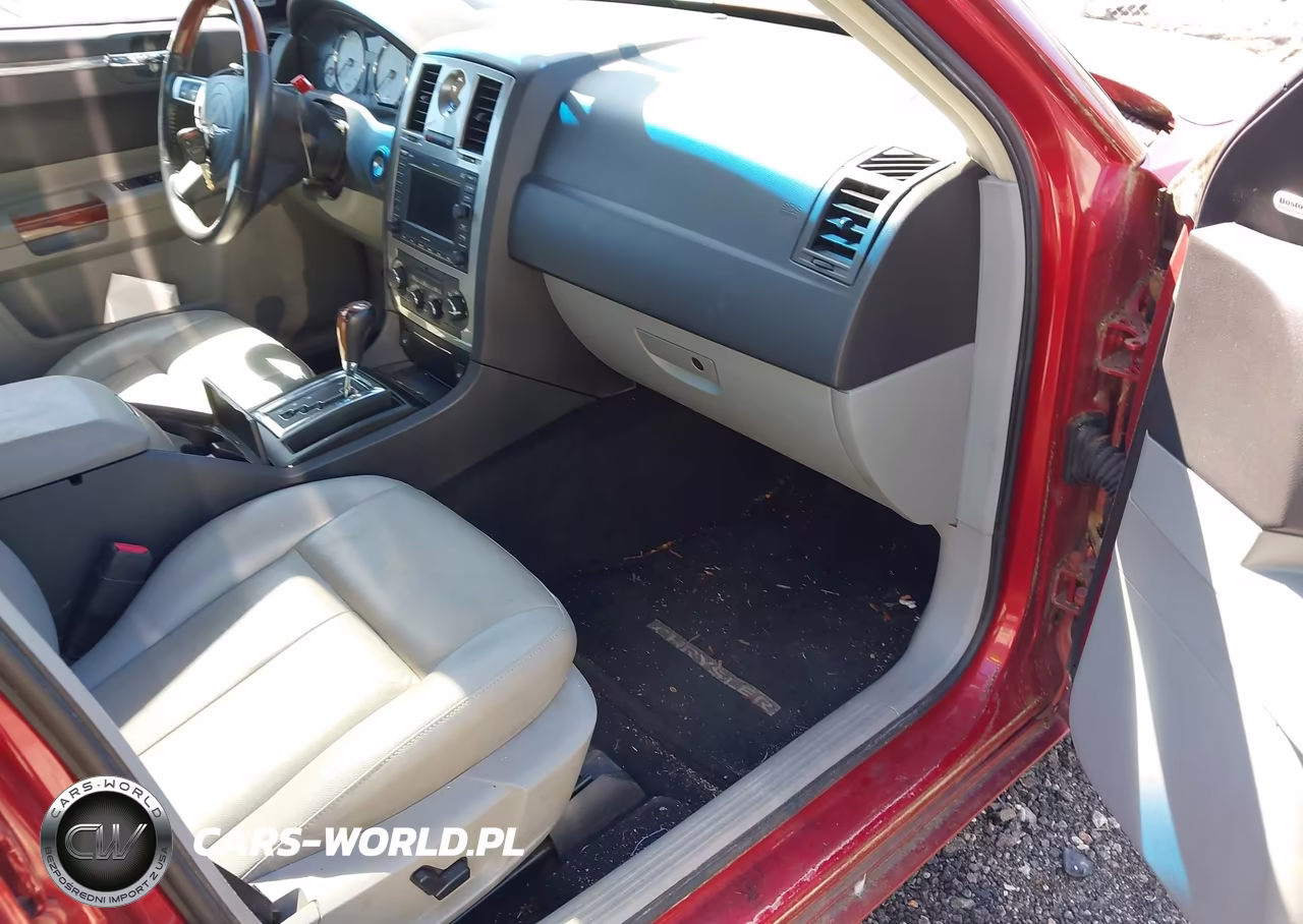 2007 Chrysler 300 Touring VIN:2C3KA53G97H869315 - 5