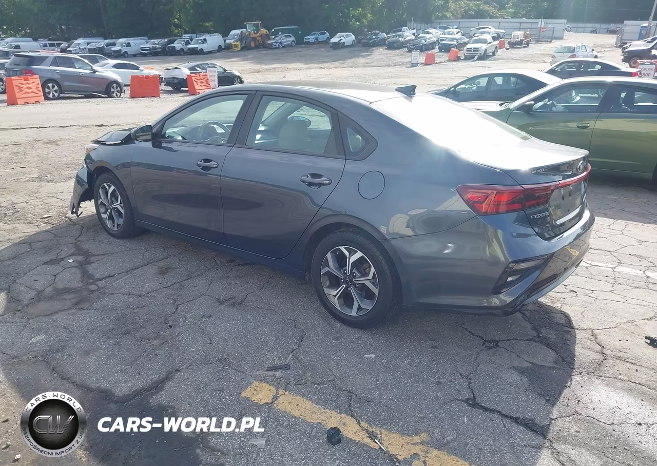 2019 Kia Forte Lxs VIN:3KPF24AD9KE064870 - 3