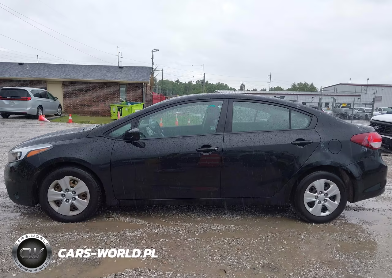 2018 Kia Forte Lx VIN:3KPFK4A74JE193074 - 14