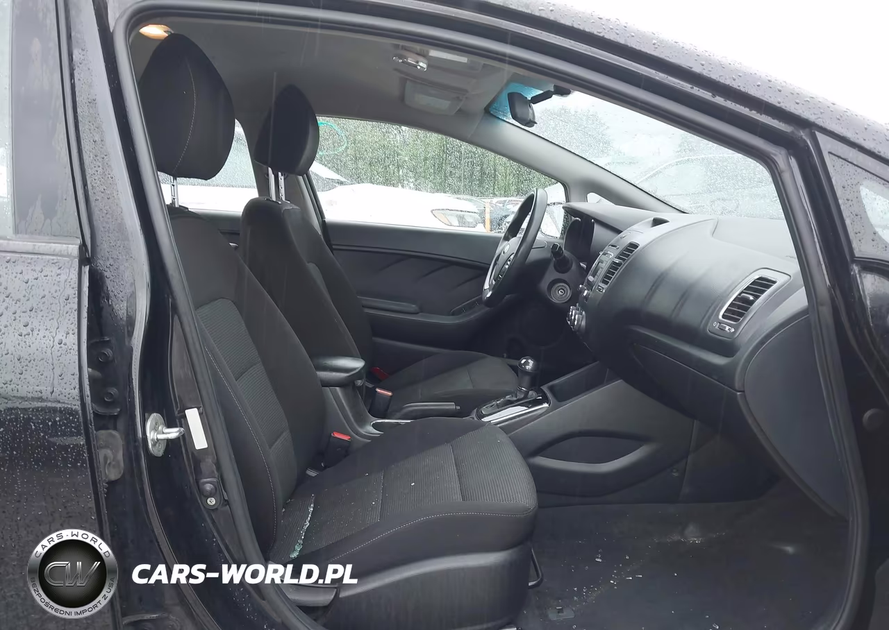2018 Kia Forte Lx VIN:3KPFK4A74JE193074 - 5