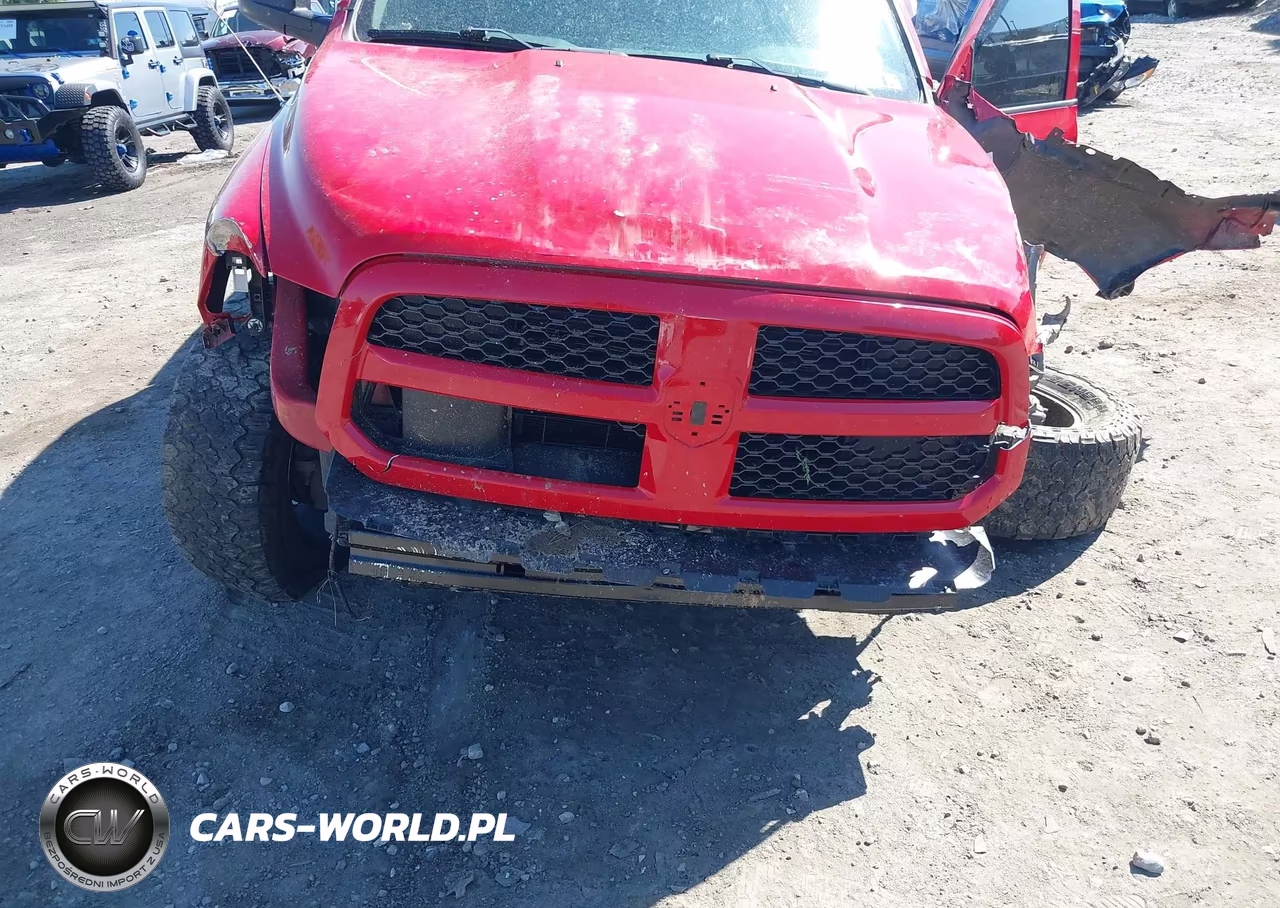 2019 Ram 1500 Classic VIN:1C6RR7FT1KS567890 - 6