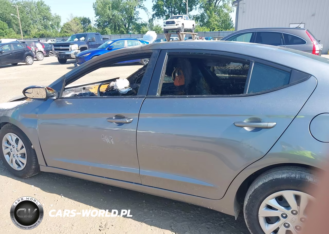 2019 Hyundai Elantra Se VIN:KMHD74LF2KU863815 - 14