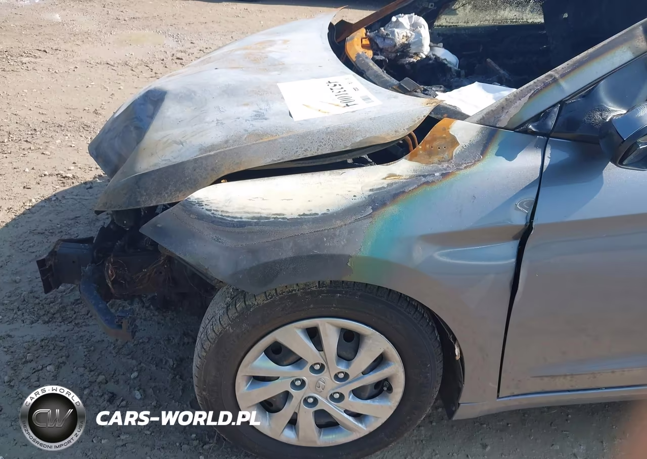 2019 Hyundai Elantra Se VIN:KMHD74LF2KU863815 - 6