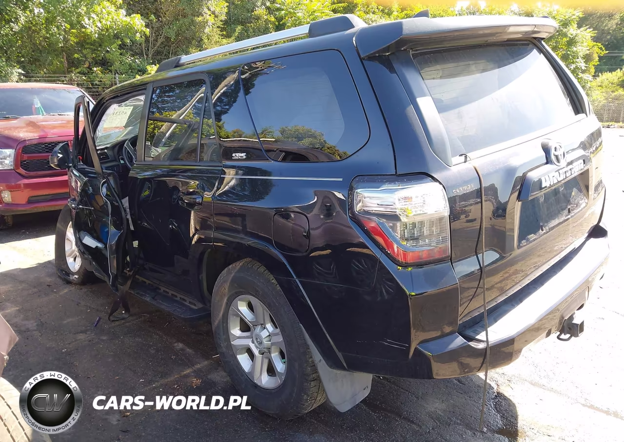 2019 Toyota 4Runner Sr5 VIN:JTEZU5JR5K5199747 - 3