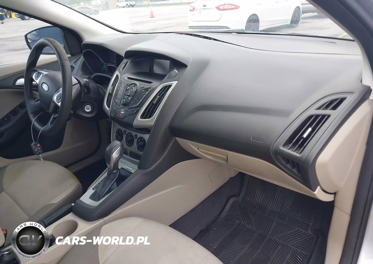 2013 Ford Focus Se VIN:1FADP3F27DL331319 - 5