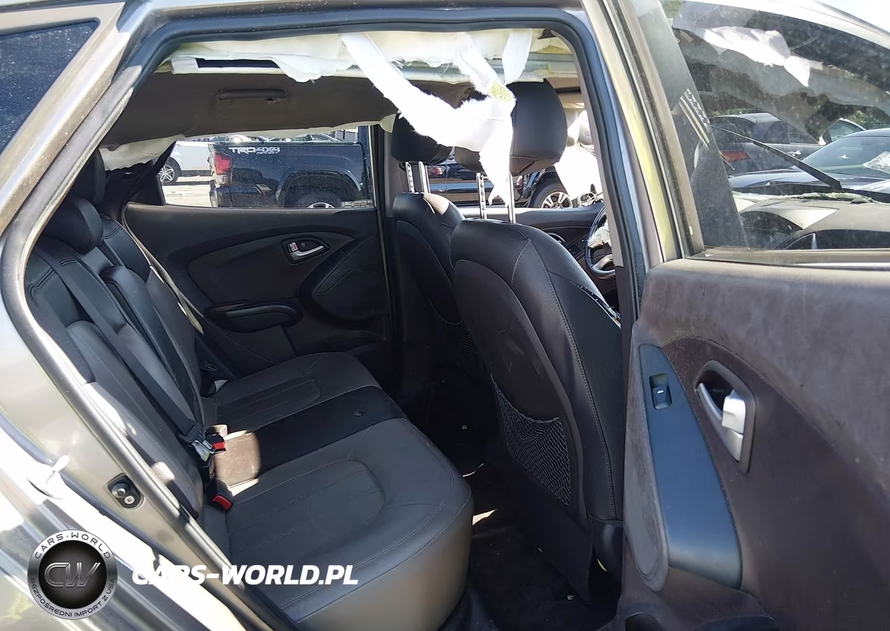 2012 Hyundai Tucson Limited VIN:KM8JUCAC8CU538005 - 8