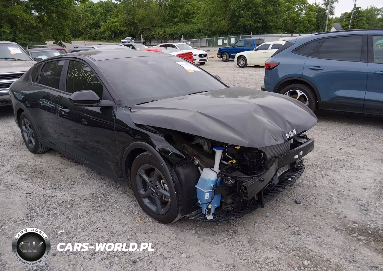 2025 Kia K4 Lxs – zdjęcie 1 z 18