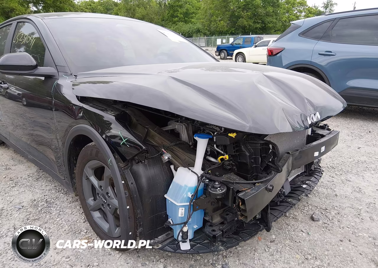 2025 Kia K4 Lxs VIN:3KPFT4DE5SE170119 - 18