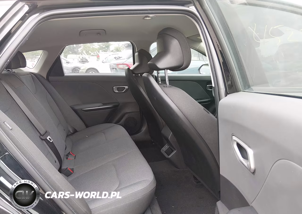 2025 Kia K4 Lxs VIN:3KPFT4DE5SE170119 - 8