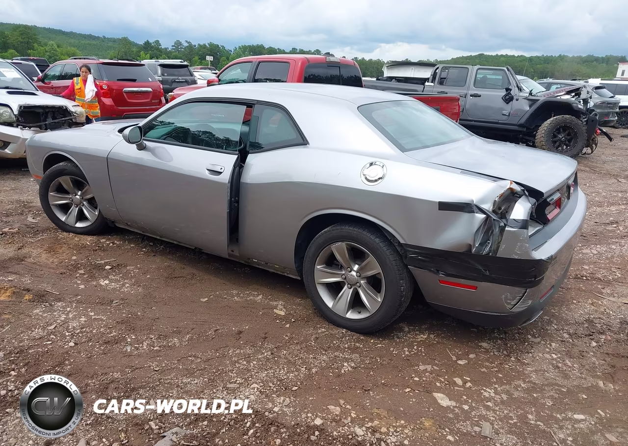 2017 Dodge Challenger Sxt VIN:2C3CDZAG5HH573697 - 3