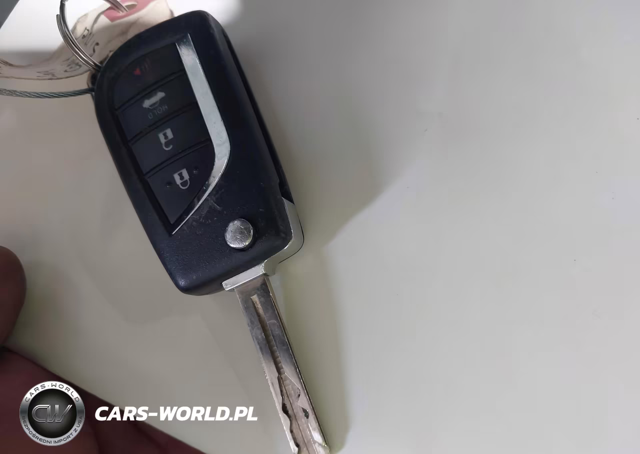 2019 Toyota Camry Le VIN:4T1B11HK5KU246034 - 11